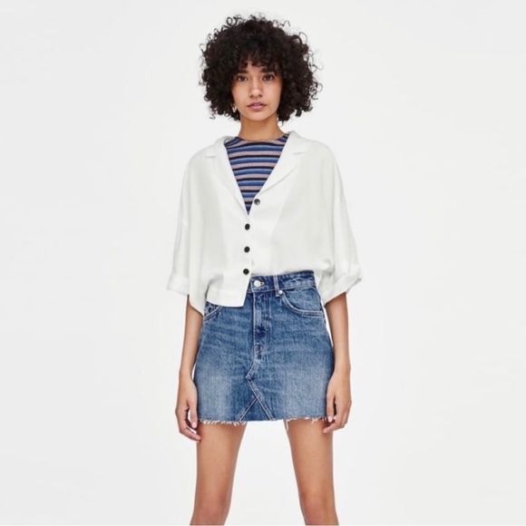 Trafaluc by Zara Authentic Denim by TRF Distressed Frayed Raw Hem Mini Skirt - Picture 3 of 16